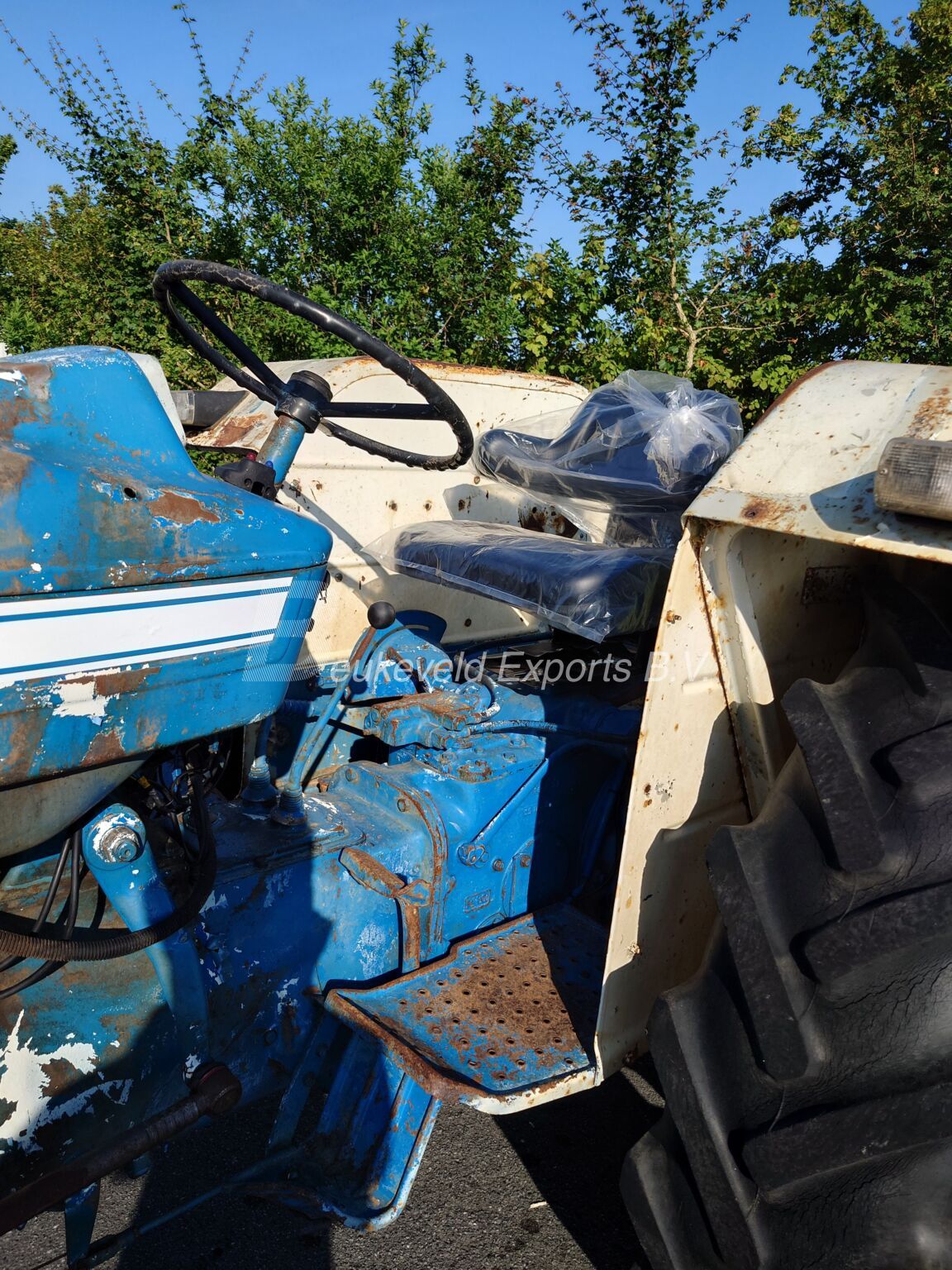 Ford 4000 (6)