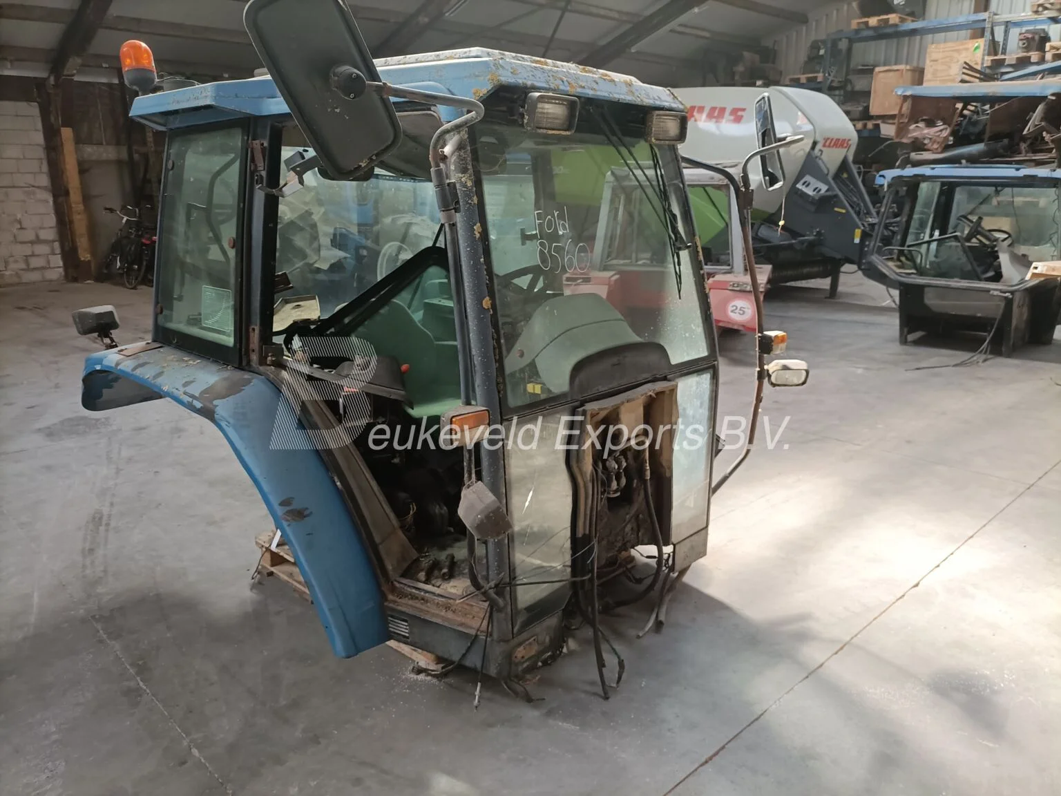 Cabine Ford 8560 (7)