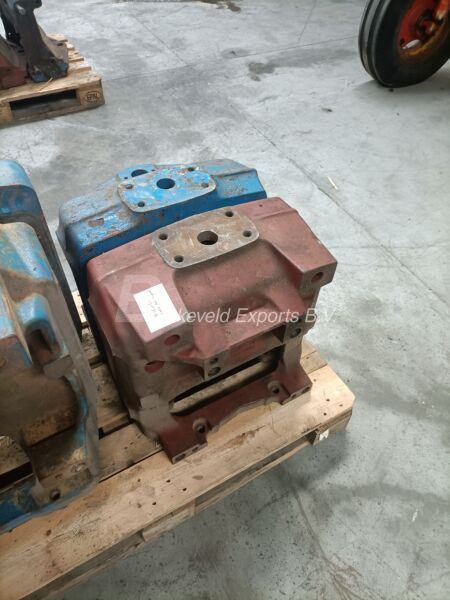 Ford Axle Support