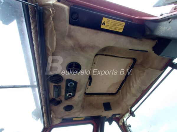 New Holland 110-90DT