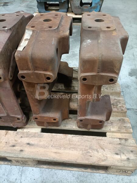 Ford Front Axle Support