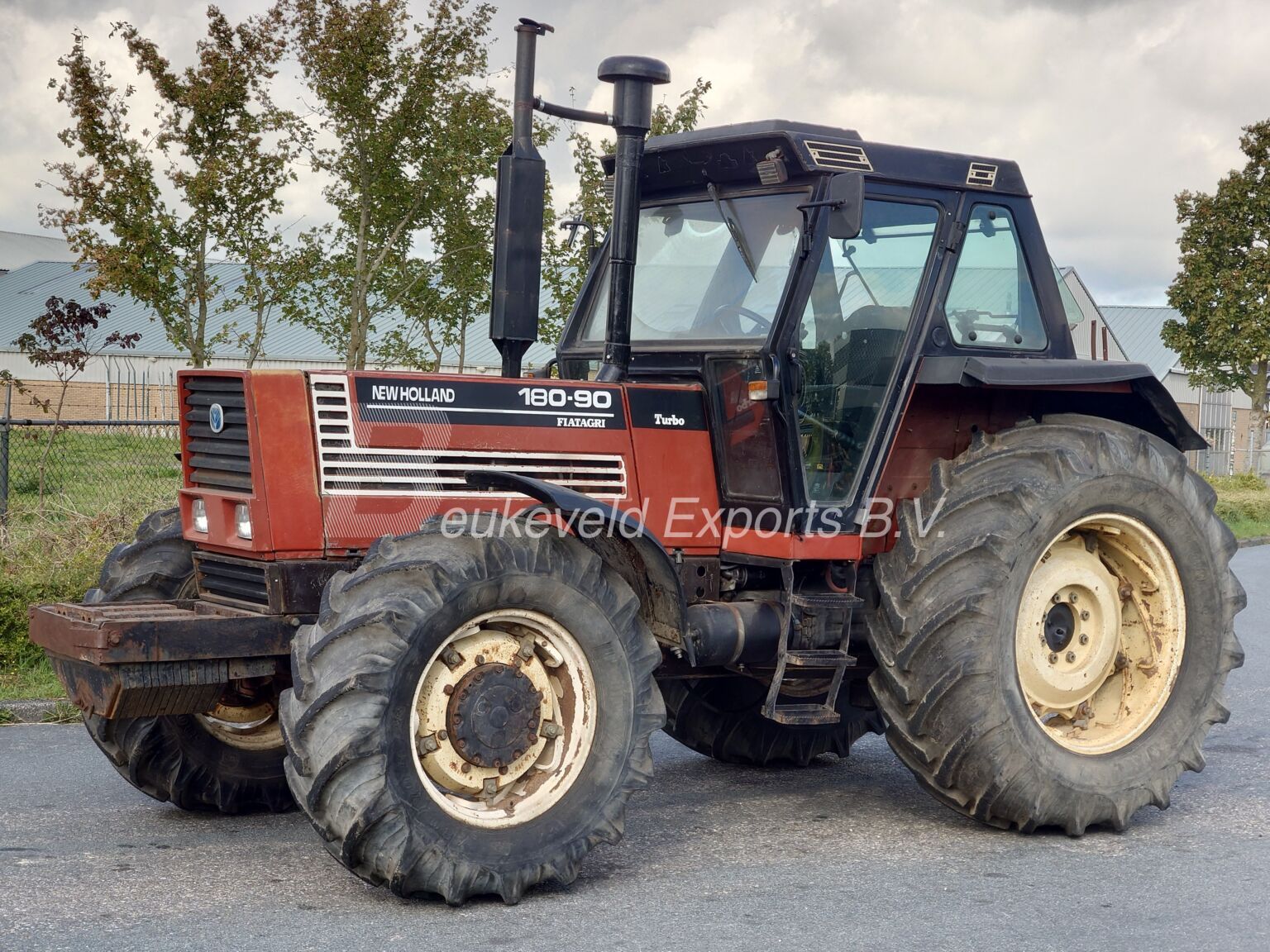 Fiat New Holland 180-90 DT Turbo (1)