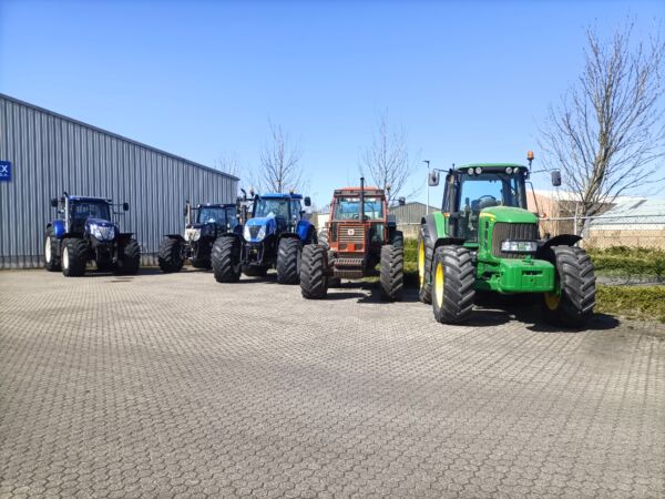 Buy your new used tractor