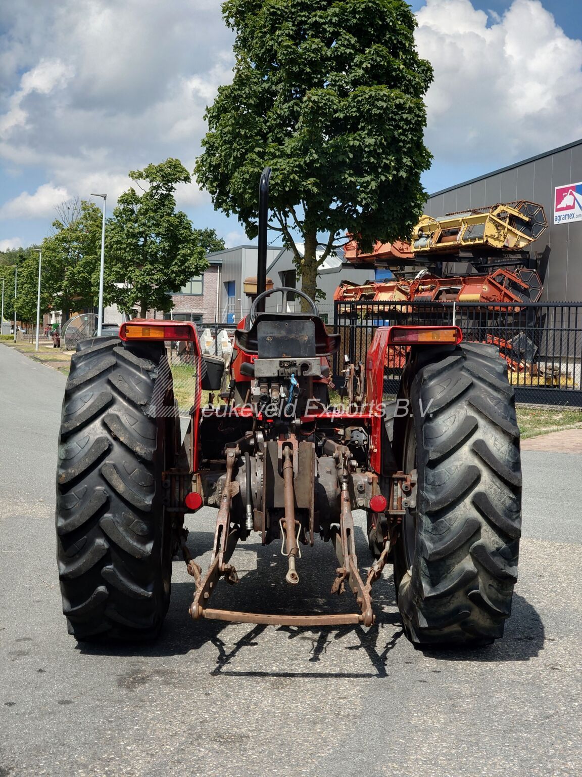 Massey Ferguson 365 4×4 Synchro 12 (2)