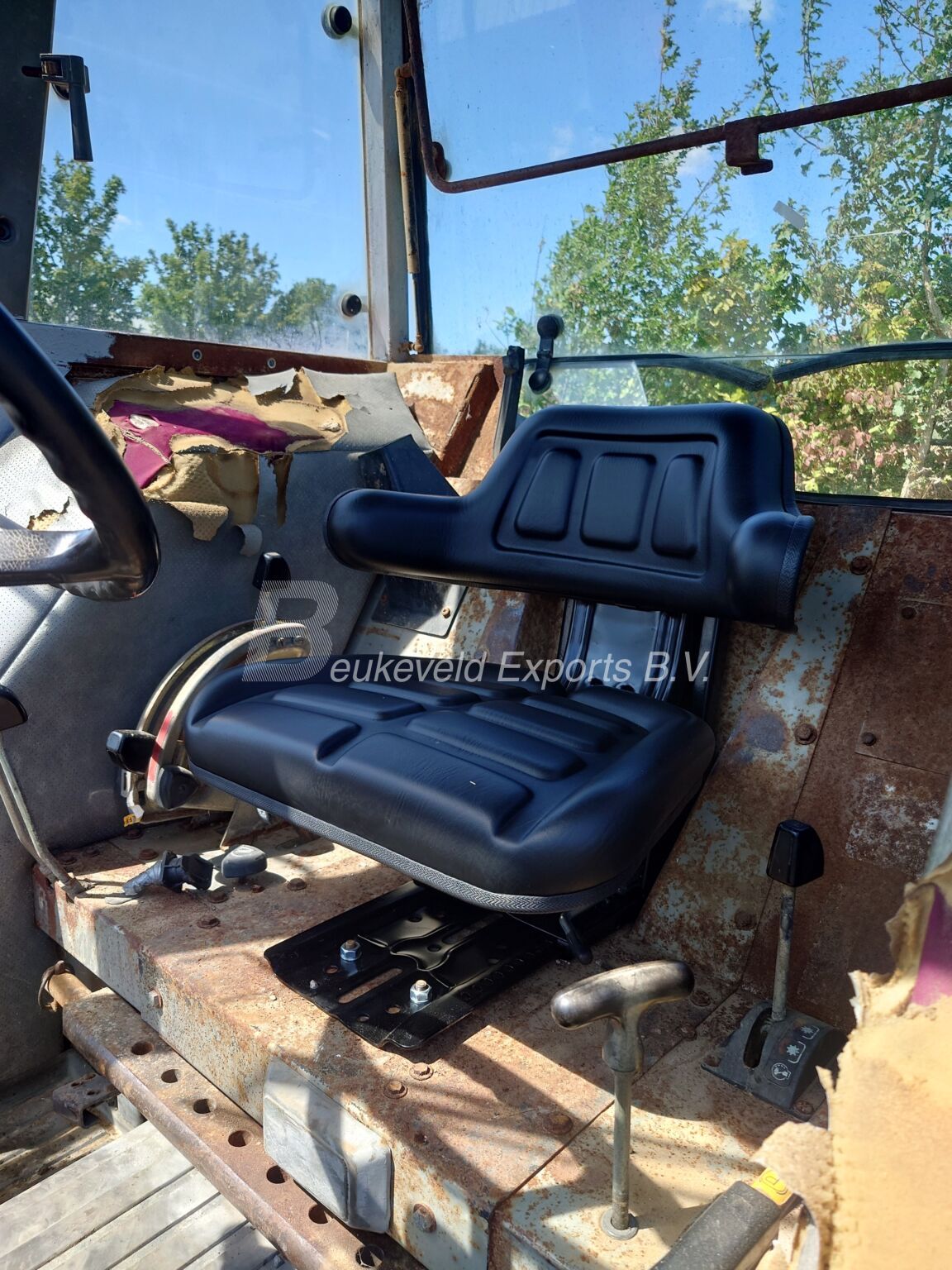 Massey Ferguson 390 (11)
