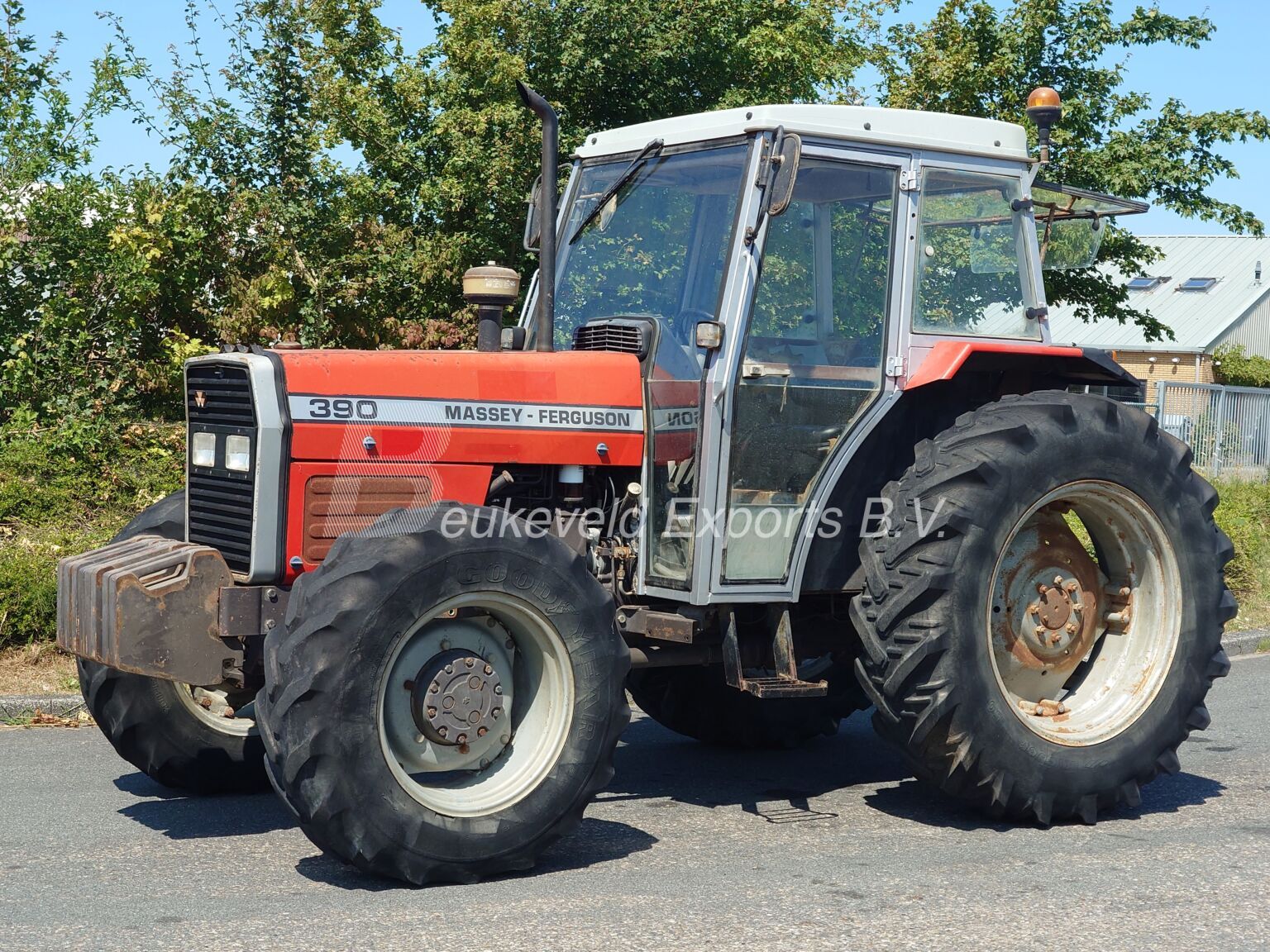 Massey Ferguson 390 (15)