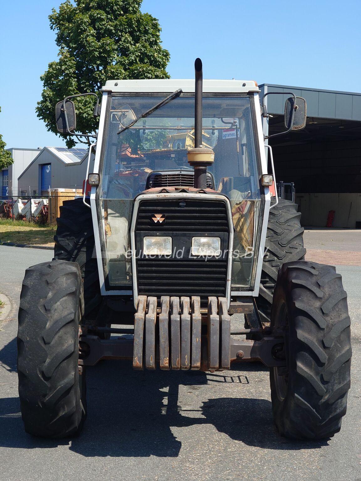 Massey Ferguson 390 (16)