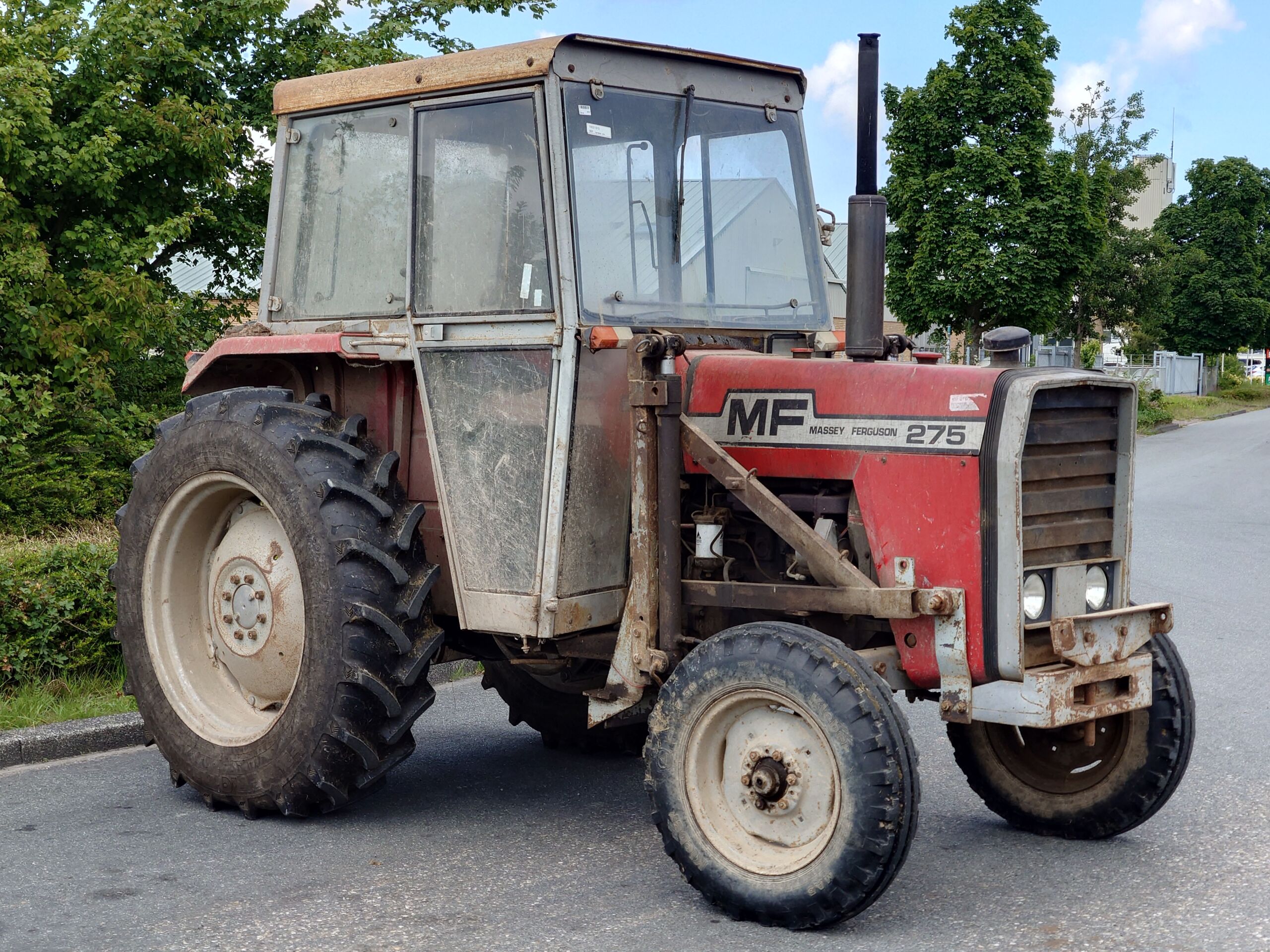 トラクター　MF275 トラクター MF275