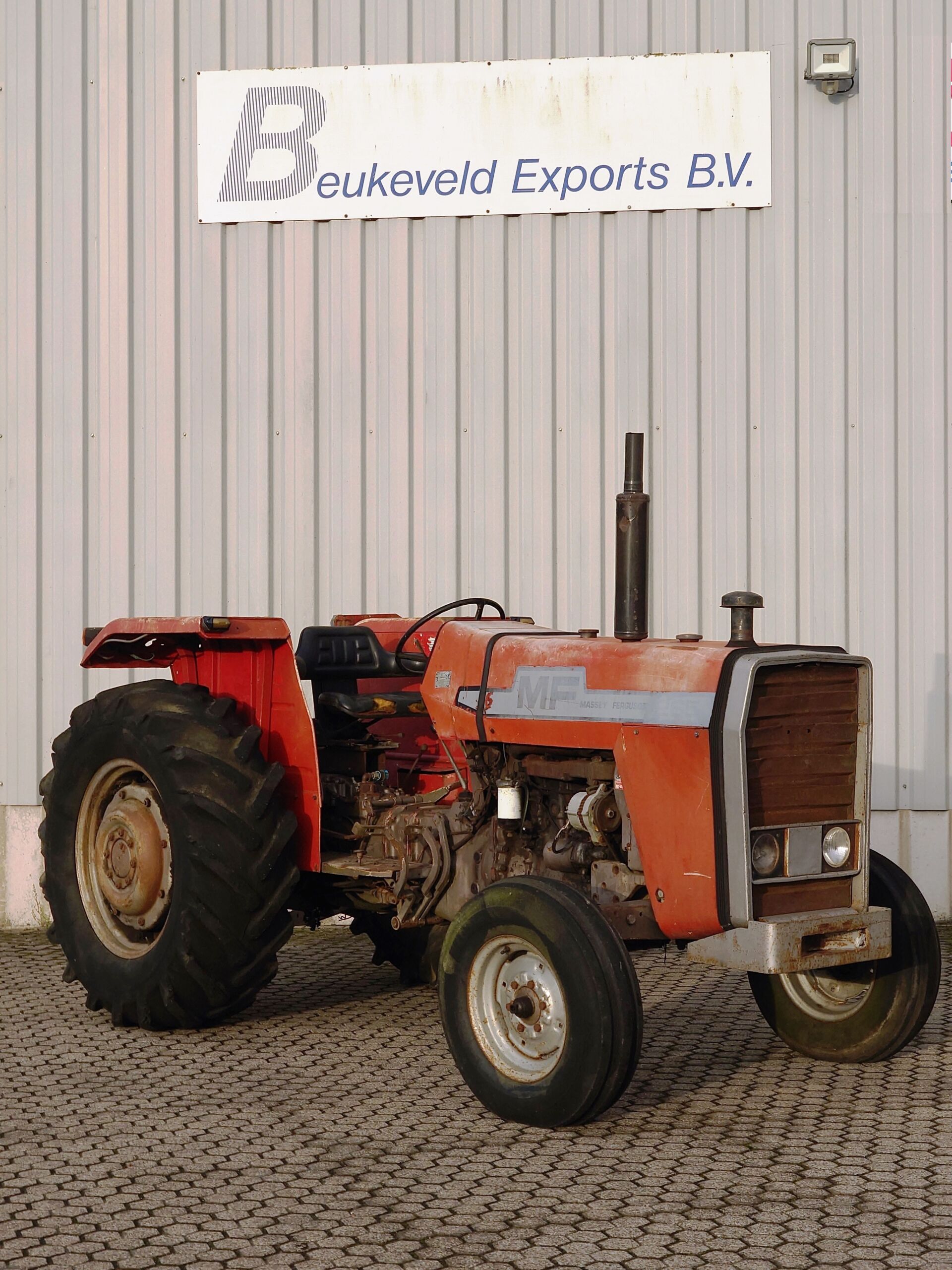 Massey Ferguson MF 265 (9) - Beukeveld İhracat BV