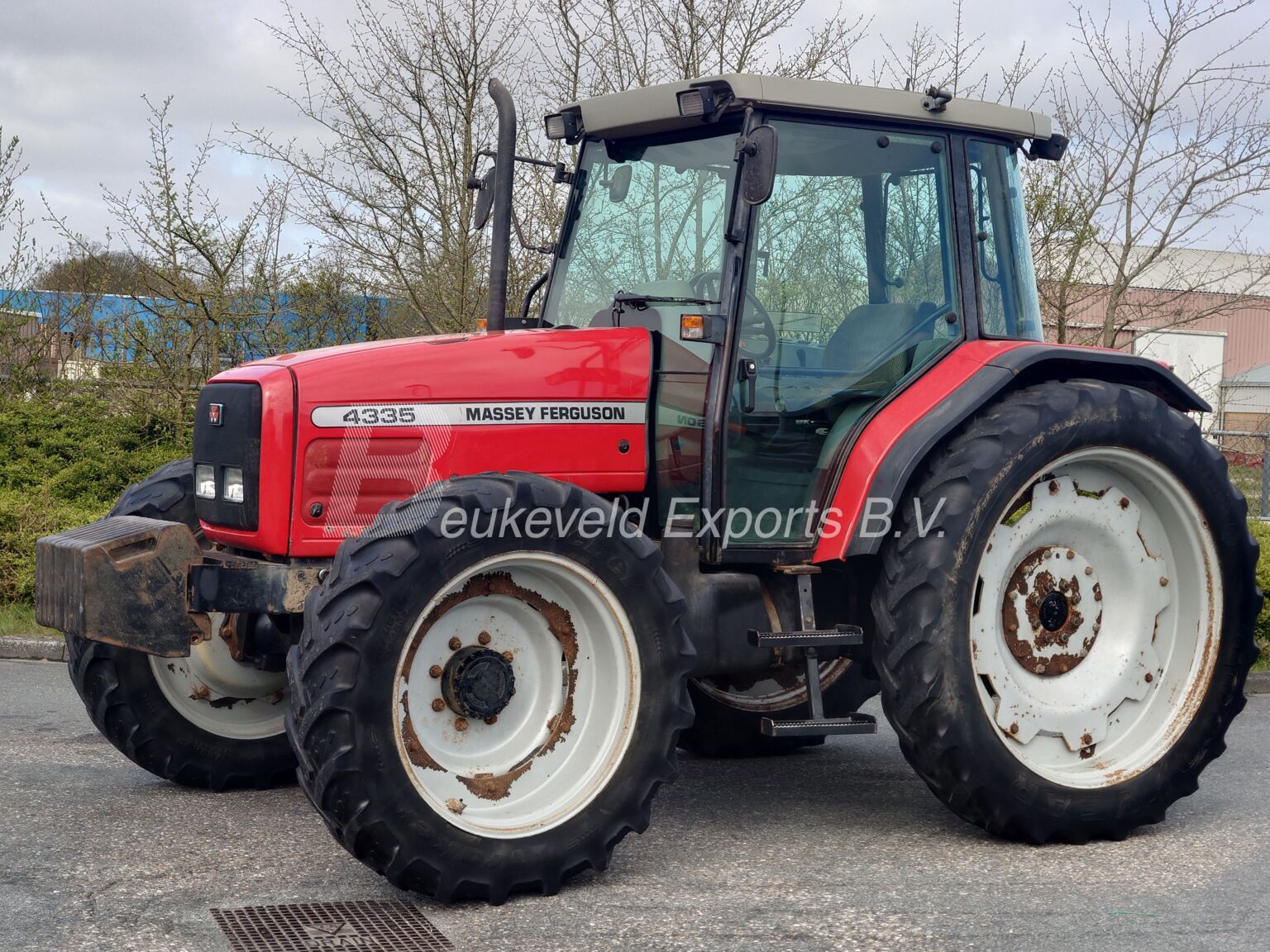 Massey Ferguson MF 4335