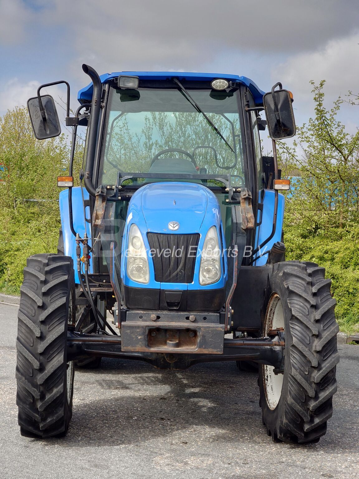 New Holland TL90 A frontloader