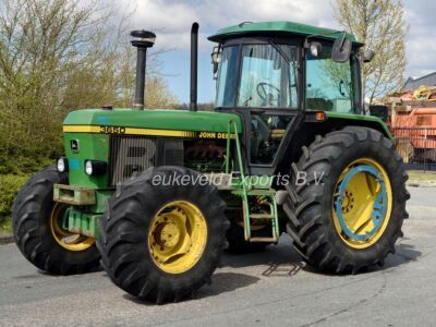 John Deere 3650 40km/h wide step