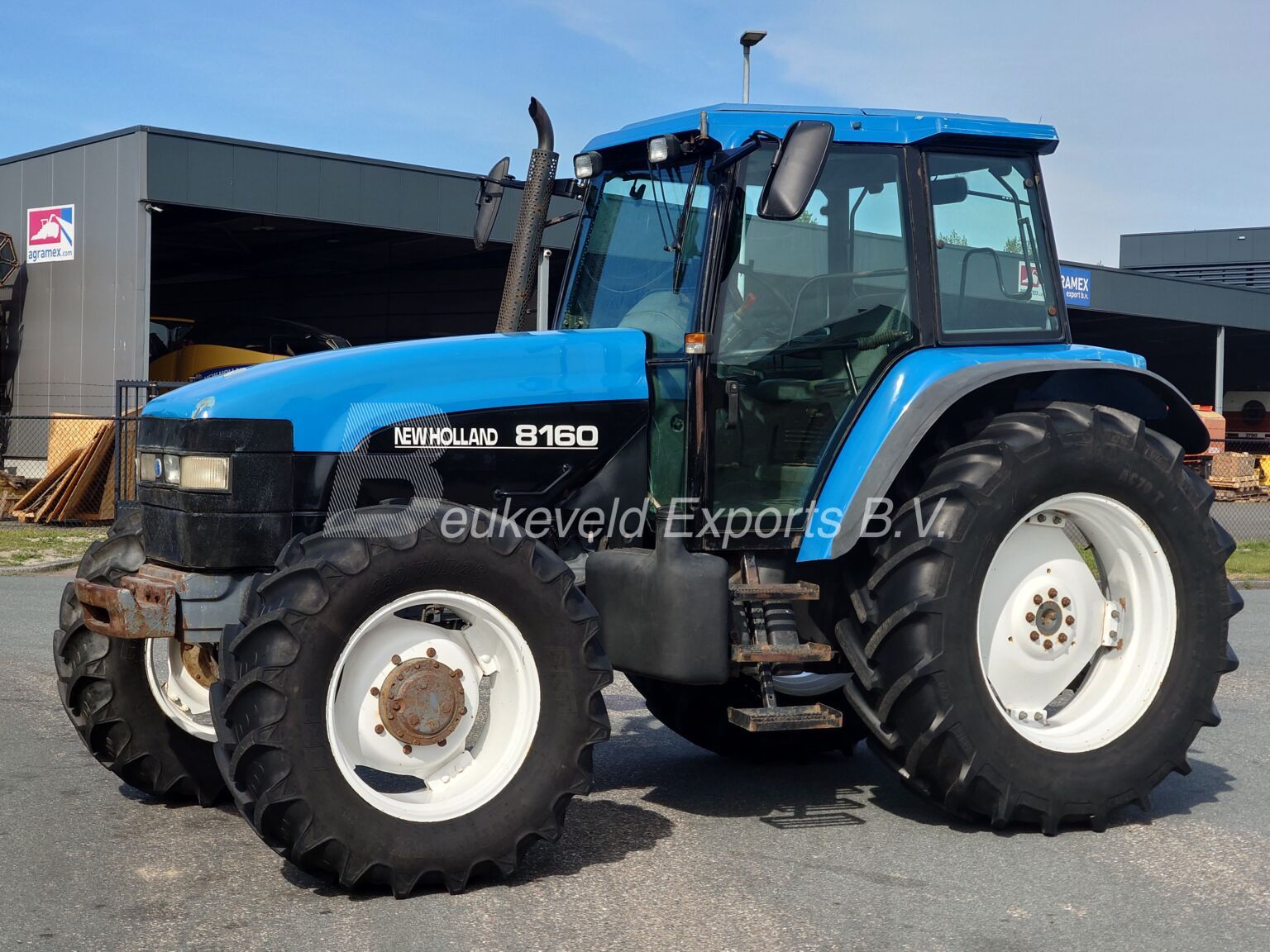 NEW HOLLAND FORD 8160 (1)