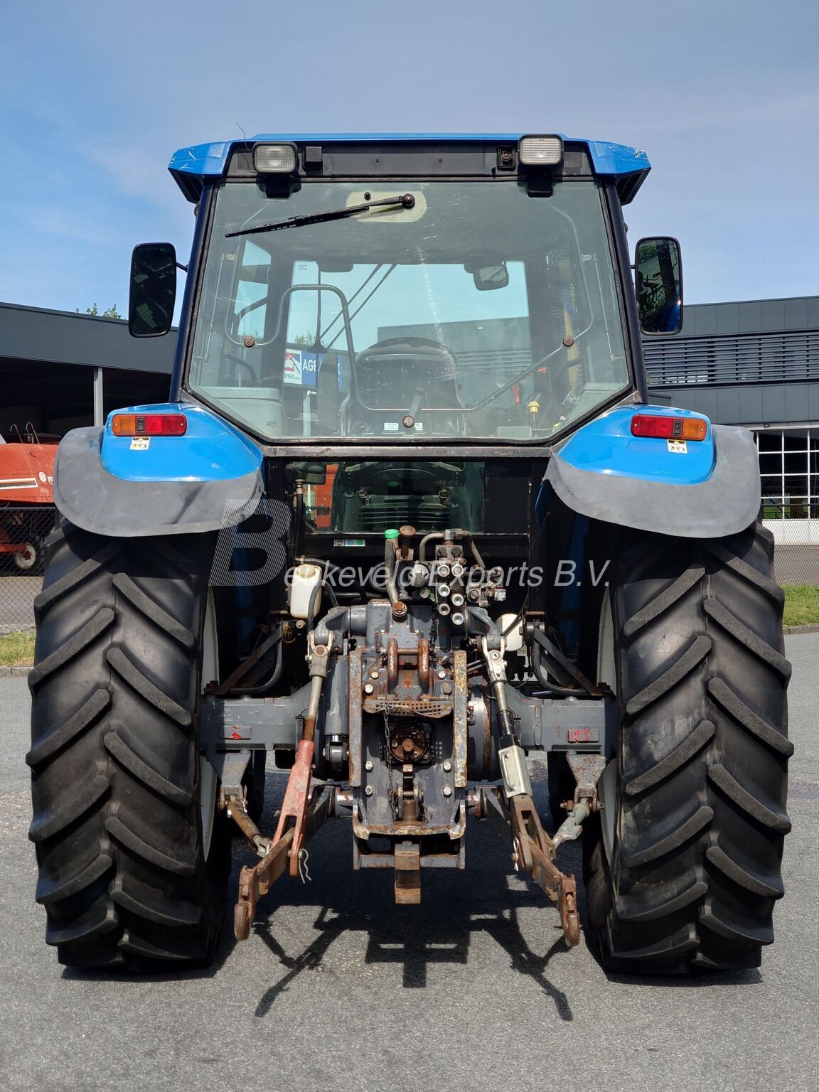 NEW HOLLAND FORD 8160 (3)
