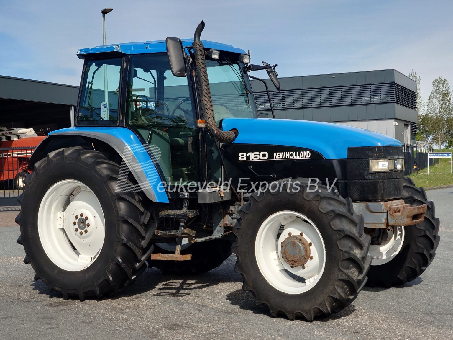 NEW HOLLAND FORD 8160 (4)