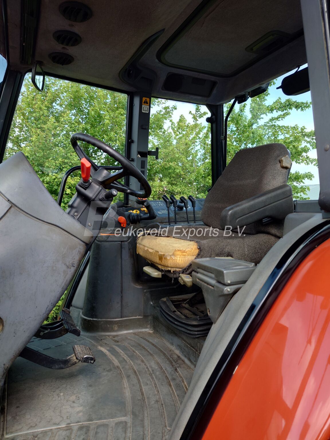 NEW HOLLAND M160 DT RC Range Command (19)