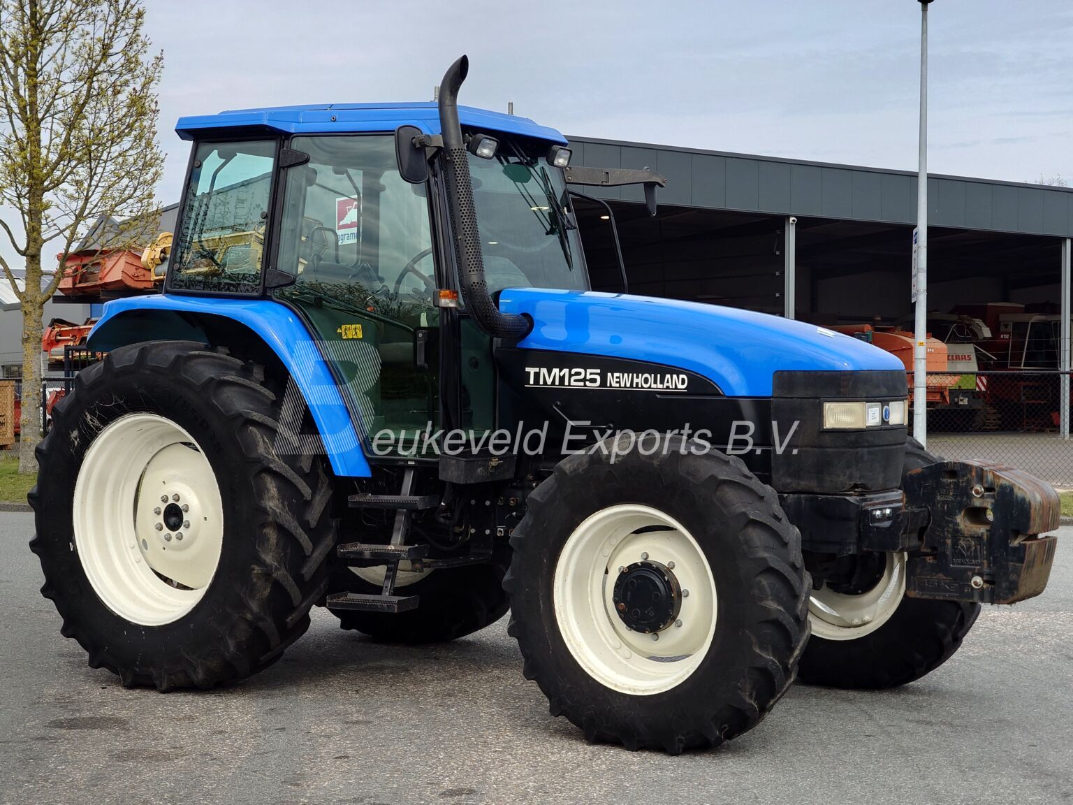 New Holland TM125 Classic synchro command