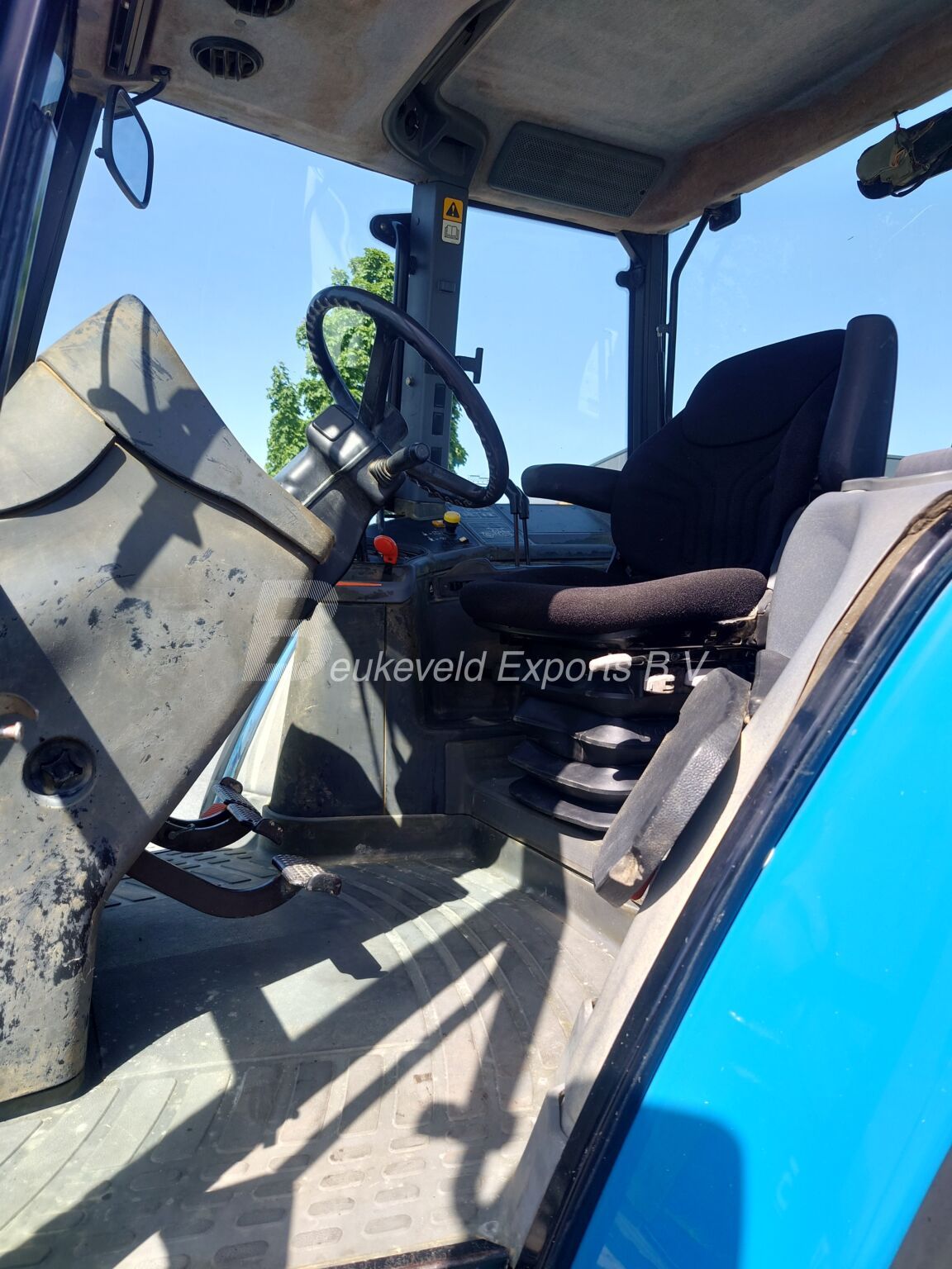 NEW HOLLAND TM125 SYNCHRO COMMAND (12)