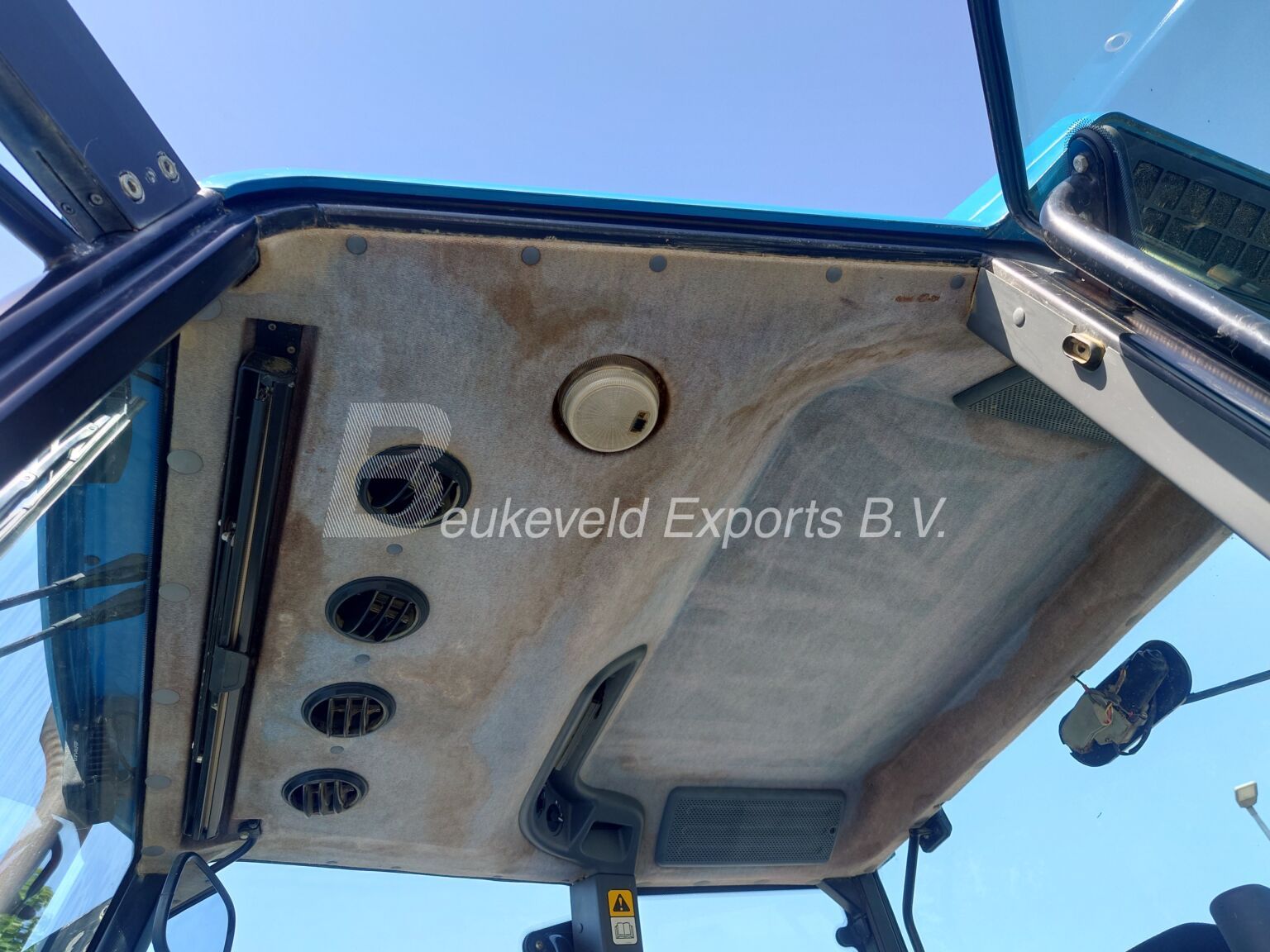 NEW HOLLAND TM125 SYNCHRO COMMAND (14)