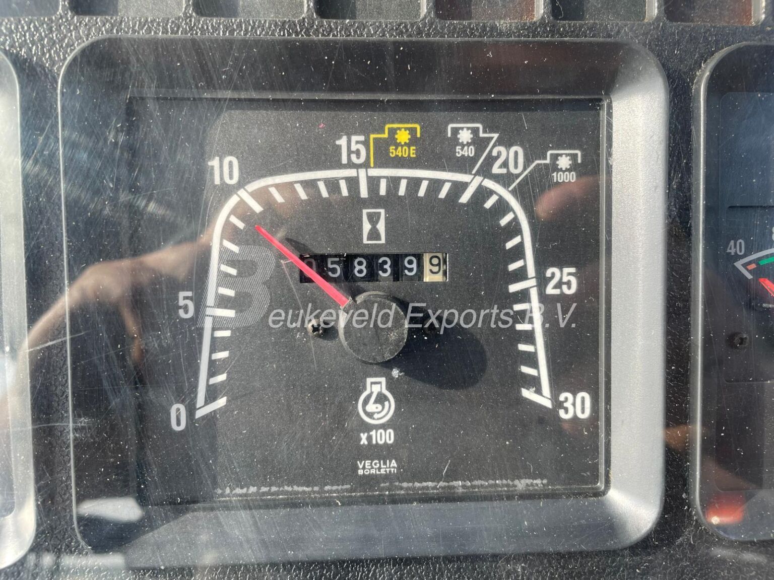 New Holland TM 120 Synchro command Classic