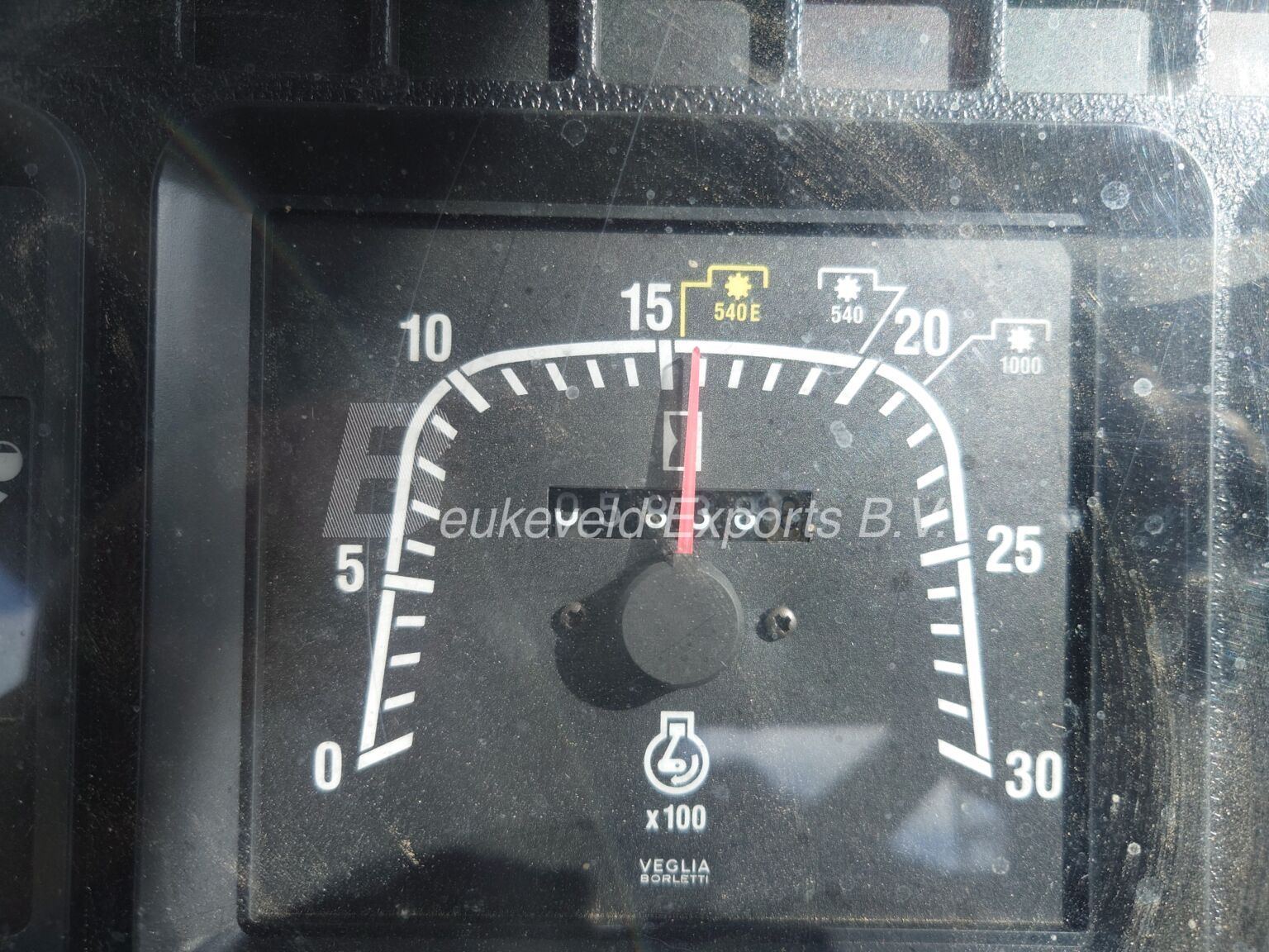 New Holland TM 120 Synchro command Classic