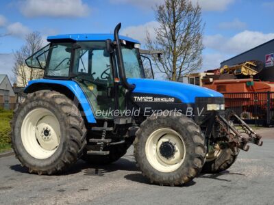New Holland TM125 Classic synchro command