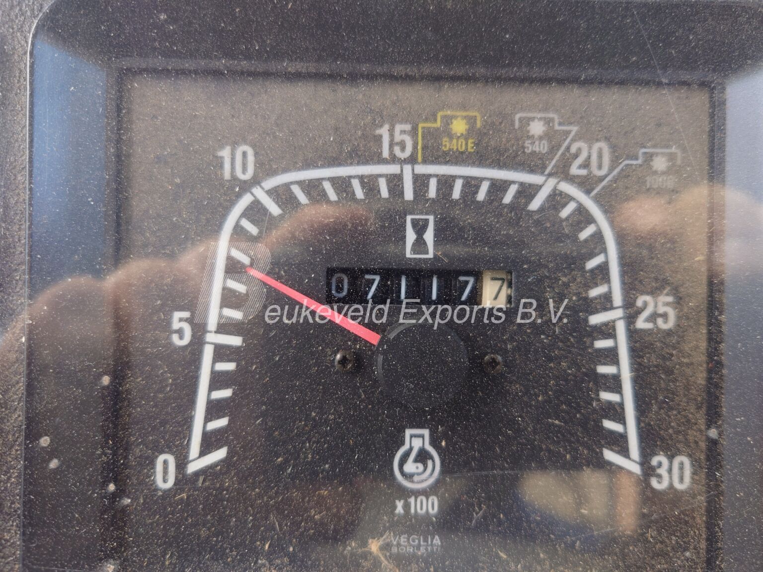 New Holland TM125 Classic synchro command