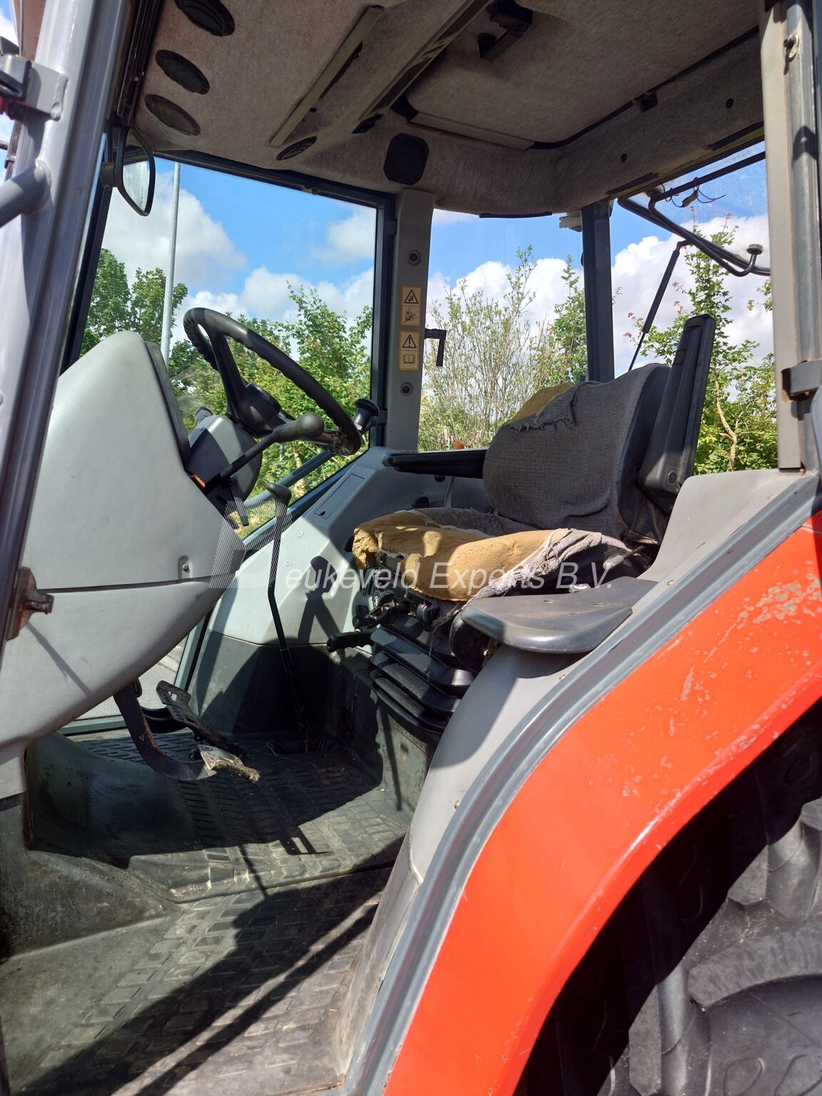 MASSEY FERGUSON MF 4245 T (25)