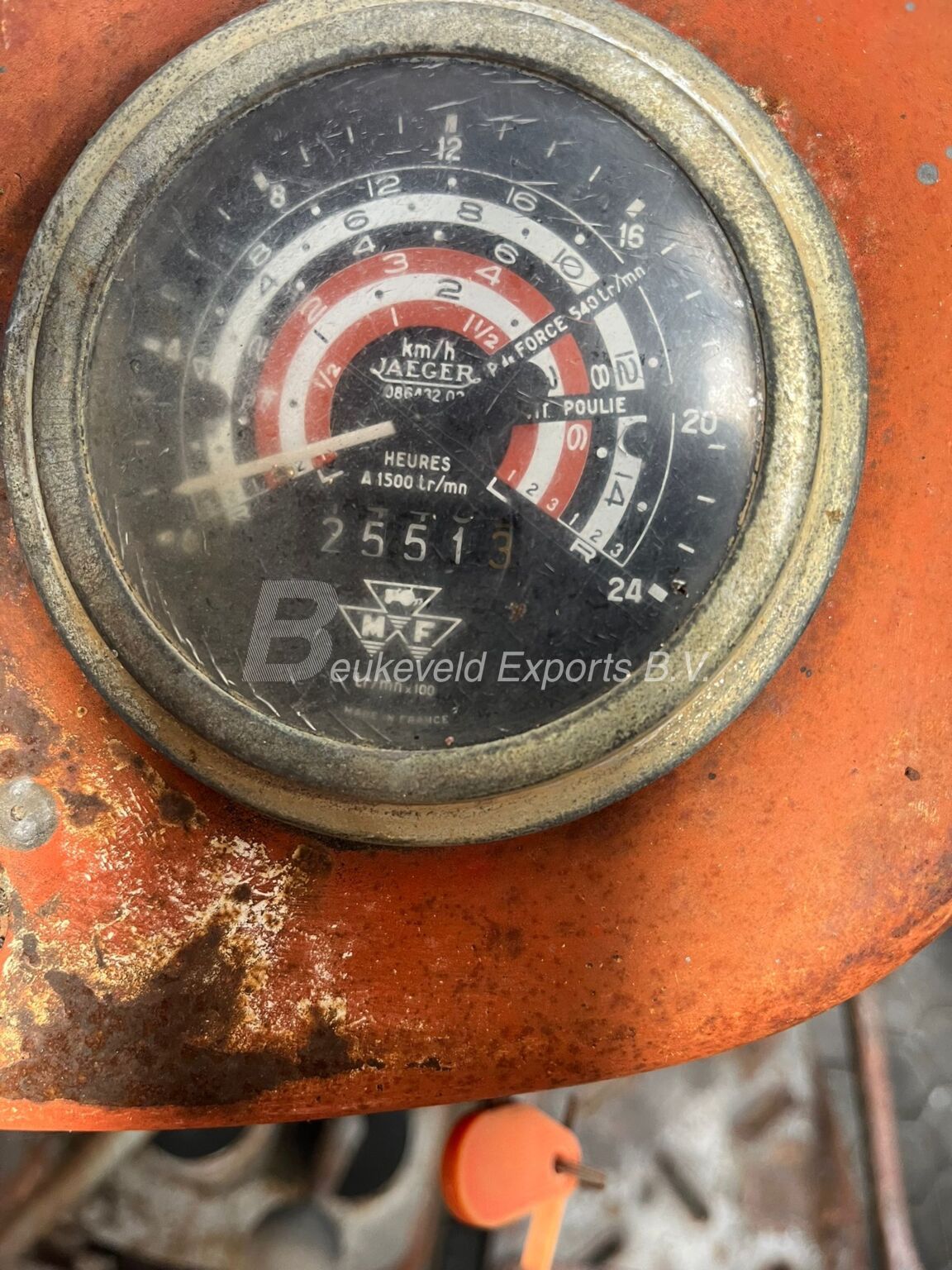 Massey Ferguson MF 165 (1)