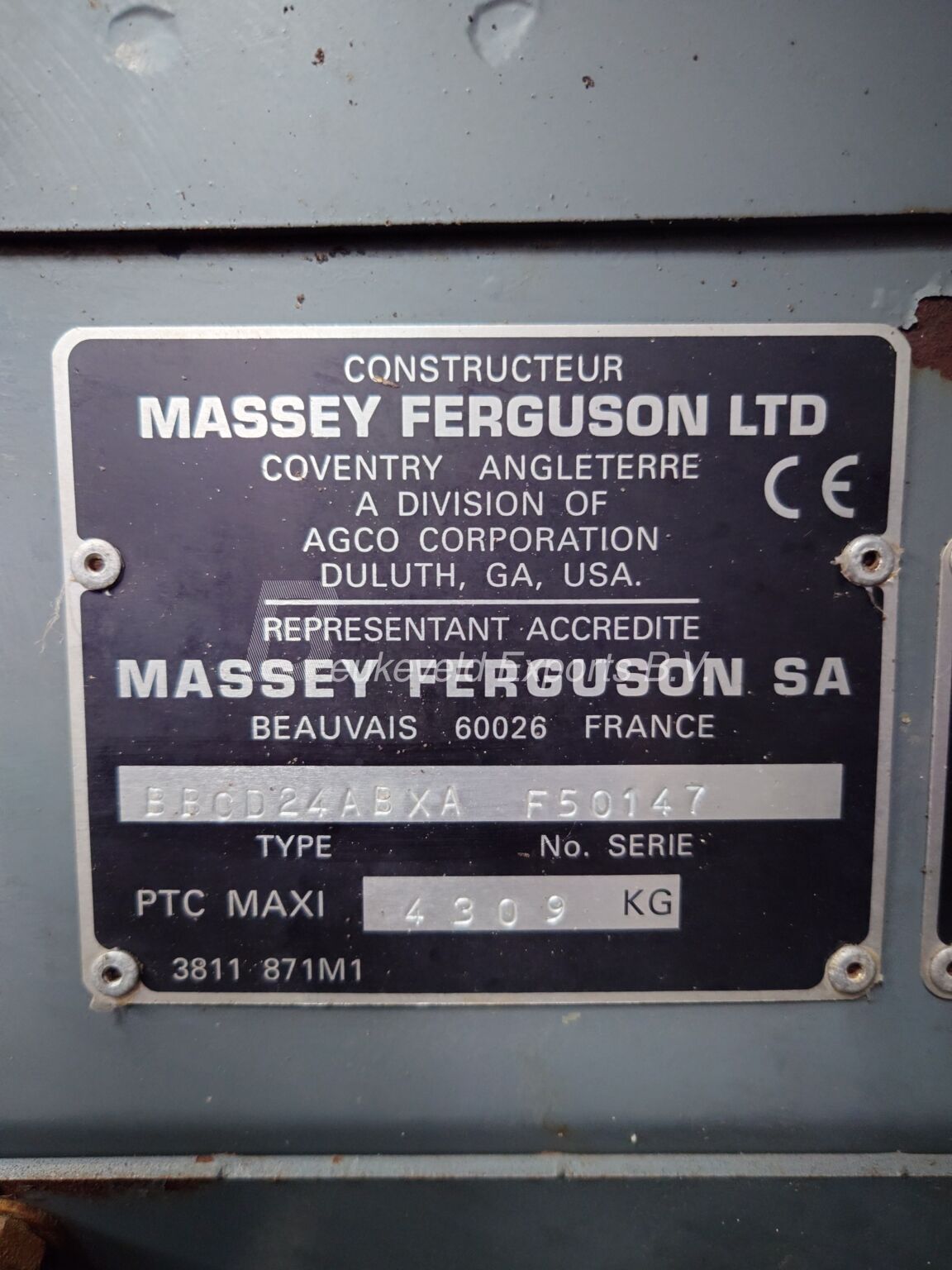 Massey Ferguson MF 4245 (1)