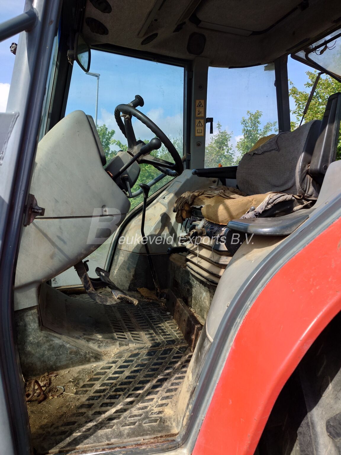 Massey Ferguson MF 4245 T (10)