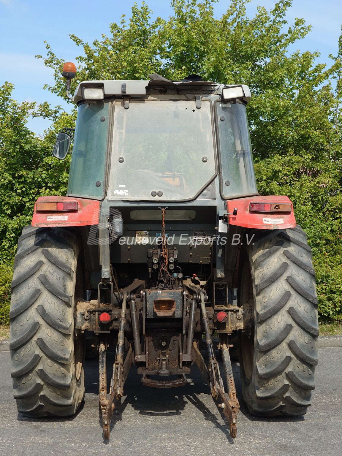 Massey Ferguson MF 4245 T (7)