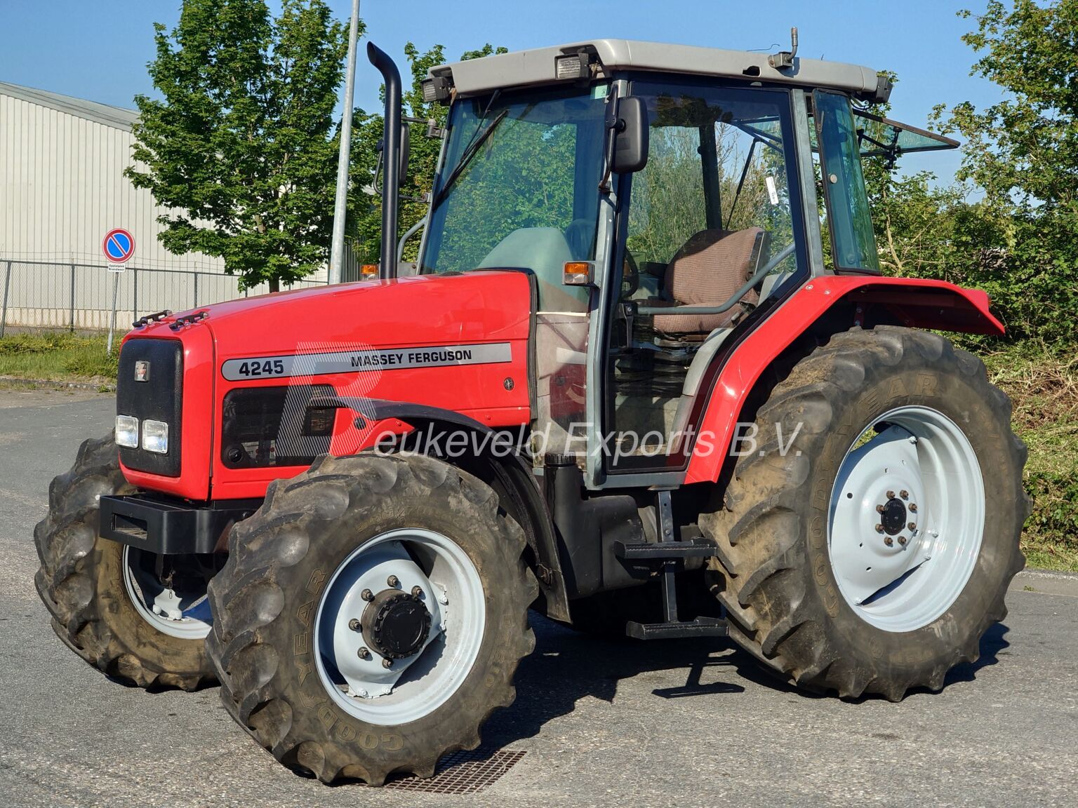 Massey Ferguson MF 4245 Turbo (13)