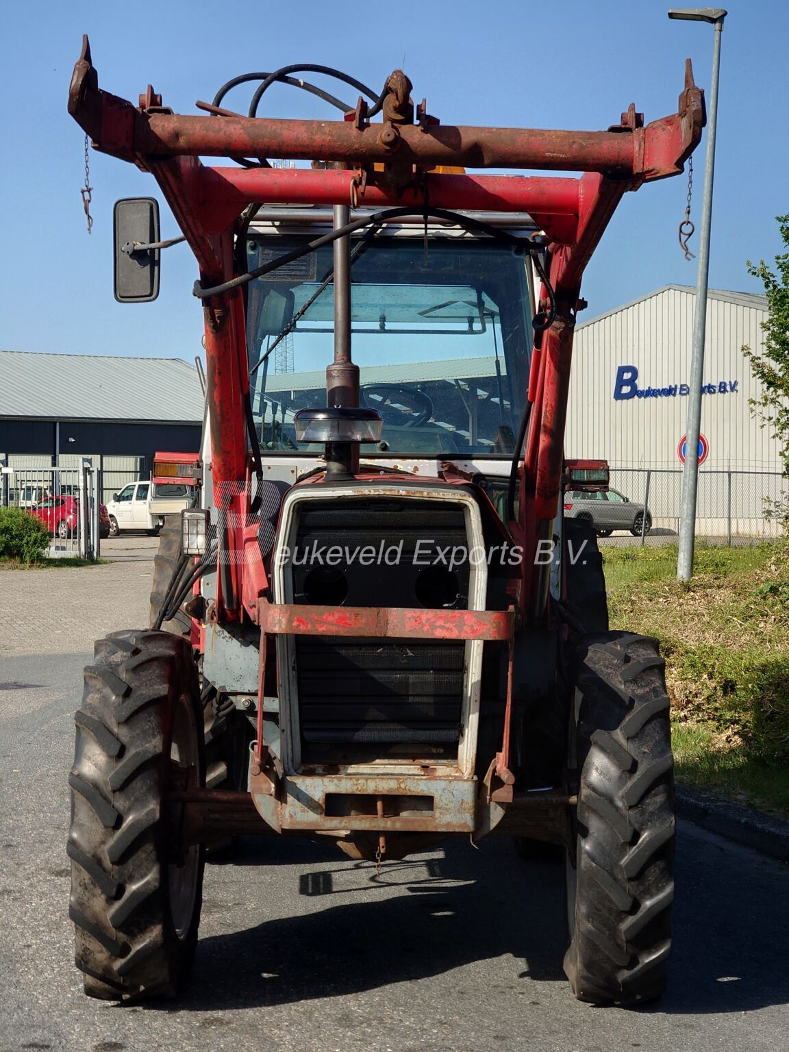 Massey Ferguson MF 690 4X4 Frontloader MF80 (12)