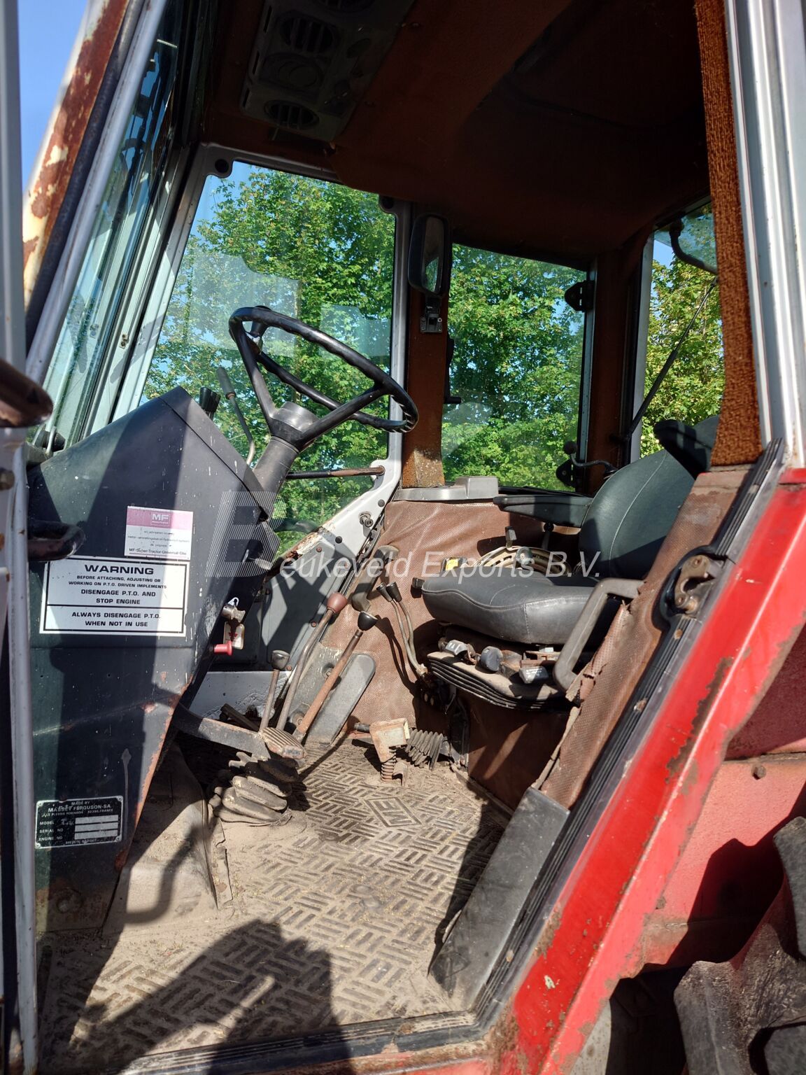 Massey Ferguson MF 690 4X4 Frontloader MF80 (13)