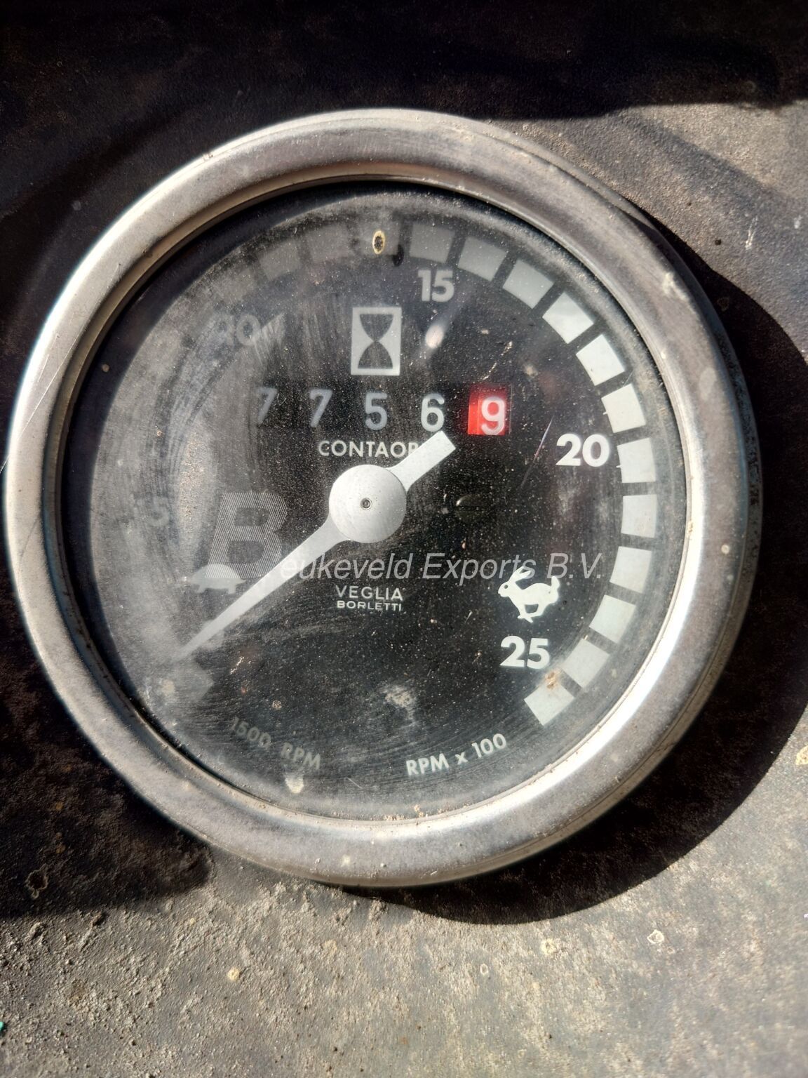 Massey Ferguson MF 690 4X4 Frontloader MF80 (6)