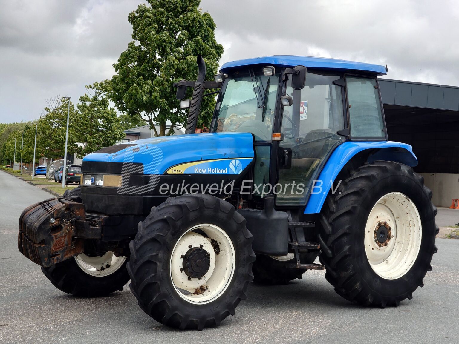 NEW HOLLAND TM140 CLASSIC full mechanical (15)