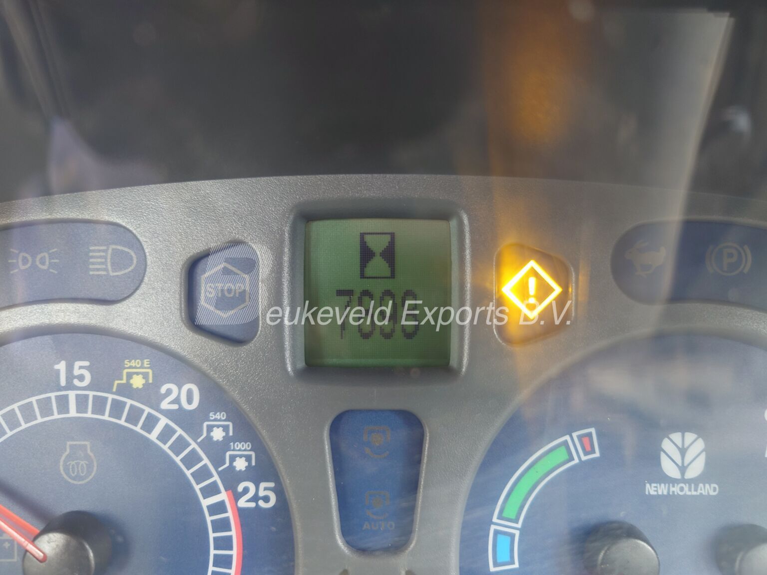 New Holland TL70 A frontloader (5)
