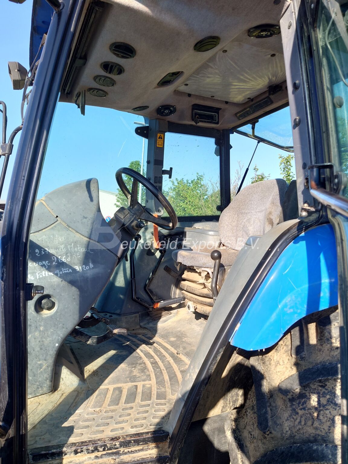 New Holland TL90 A airco (10)