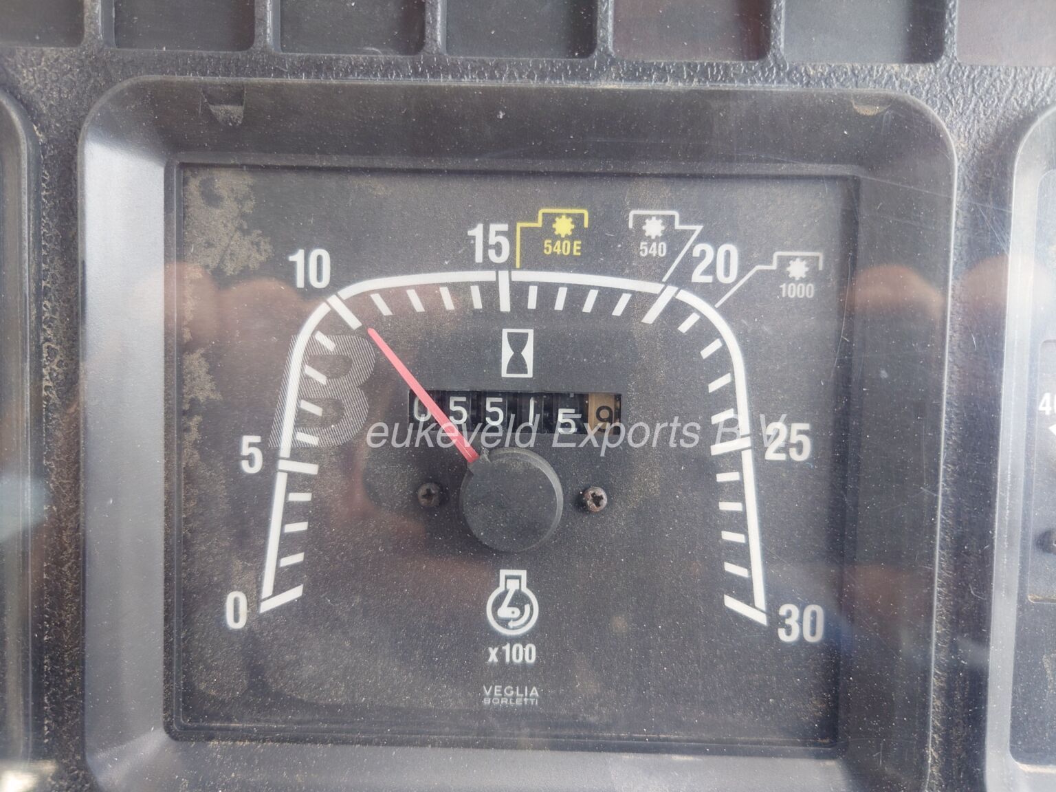 New Holland TM 140 Classic Synchro Command (5)