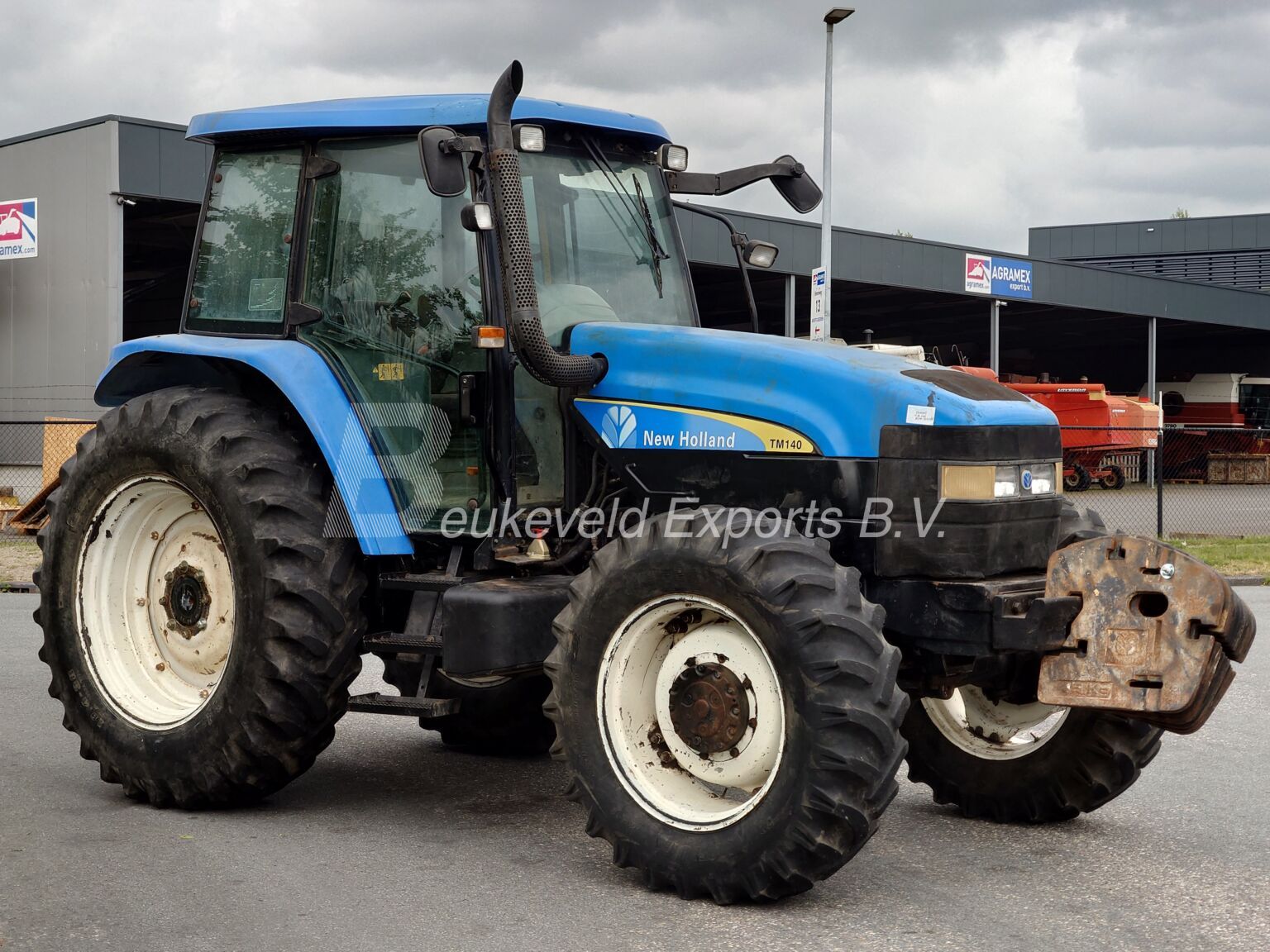 New Holland TM140 Classic full mechanical (13)