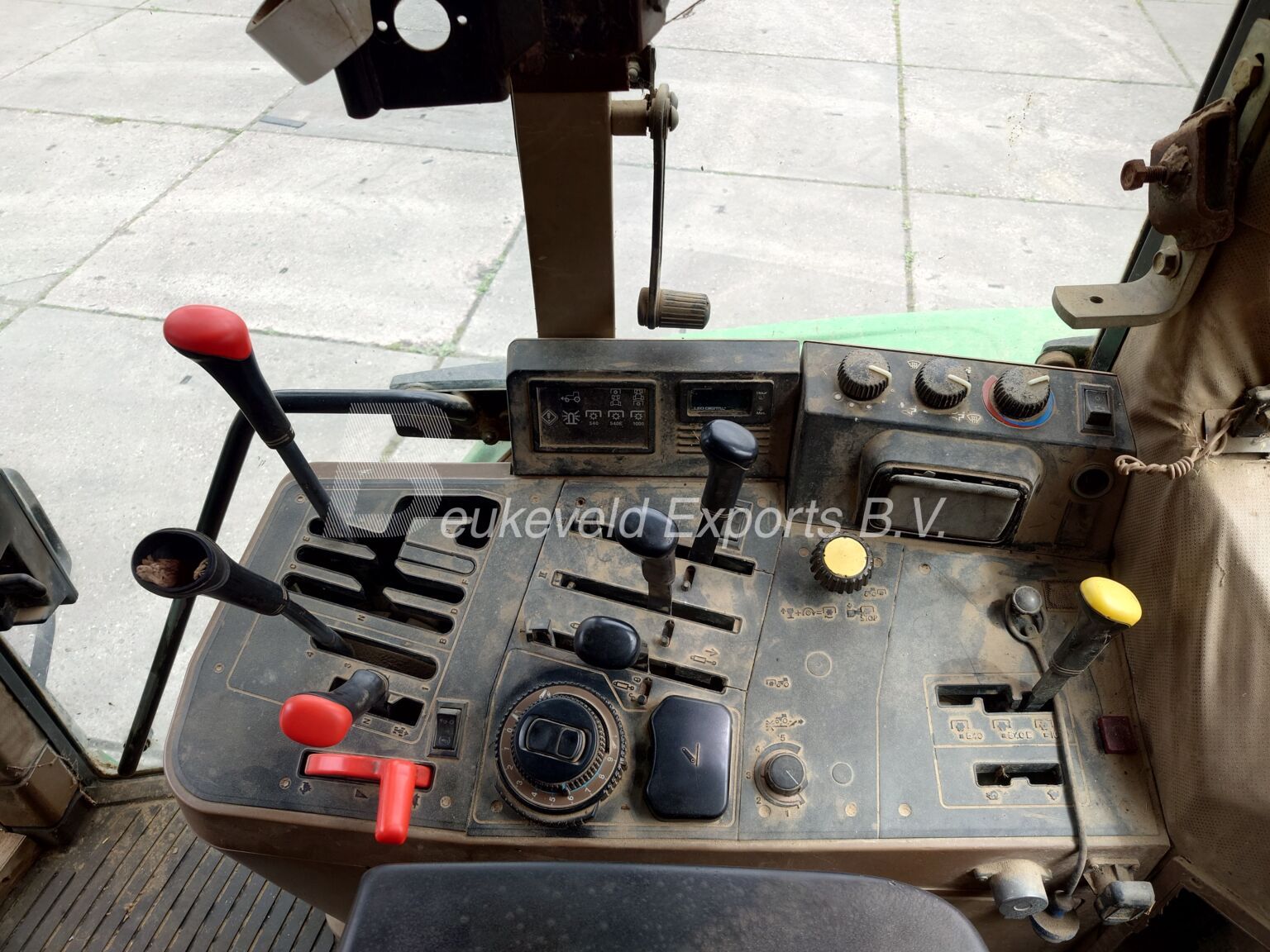 John Deere 6400 Powrquad (6)