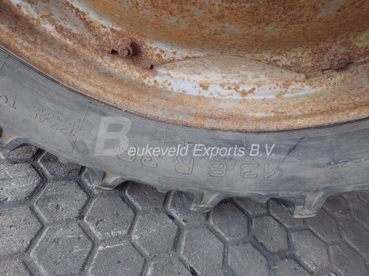 Massey Ferguson MF 265 A4236 (3)