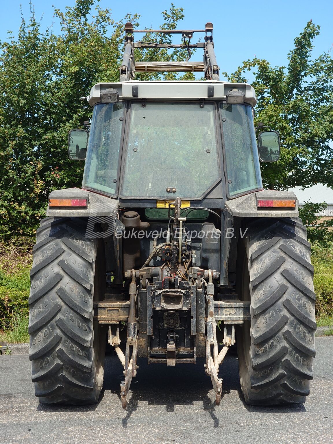 Massey Ferguson MF 6265 powercontrol with MX100 loader (8)