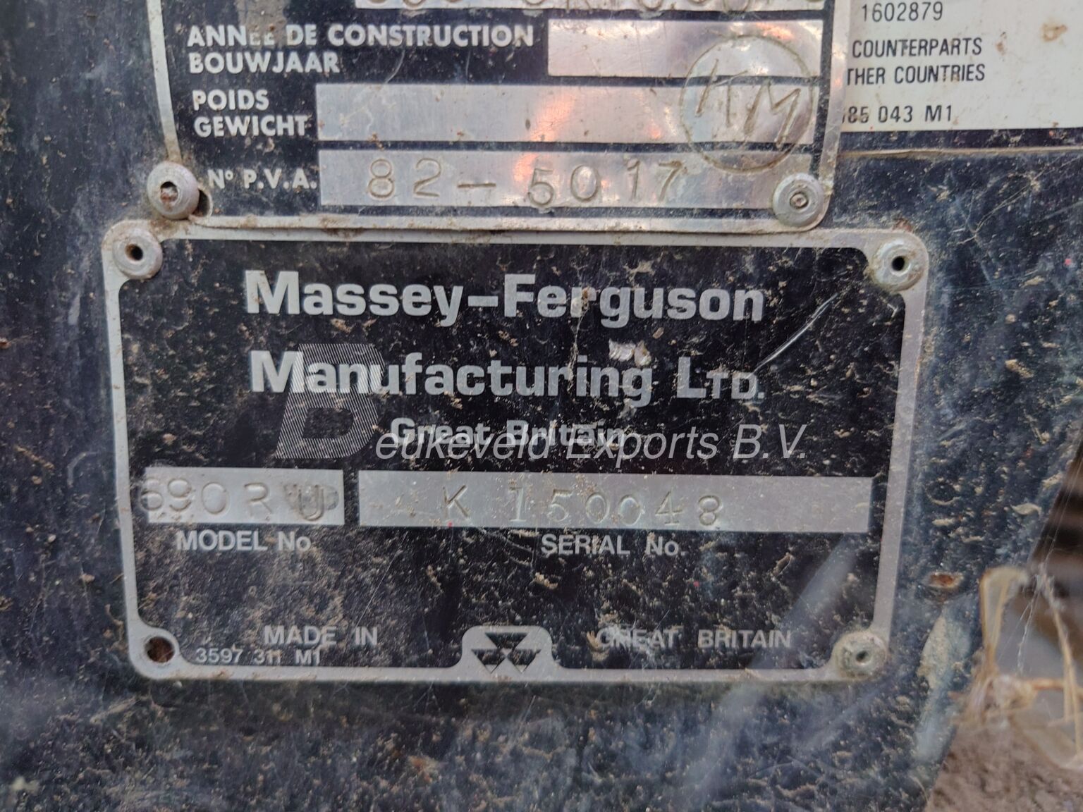 Massey Ferguson MF 690 frontloader (2)