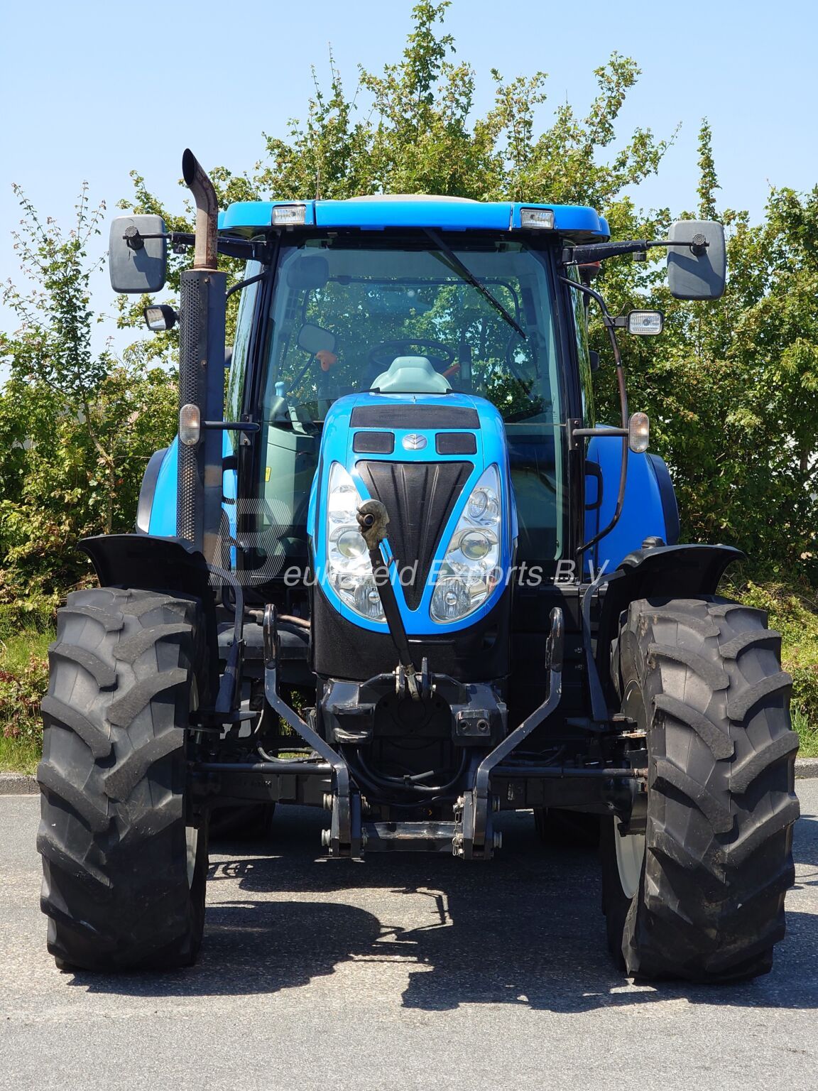 NEW HOLLAND T6080 Powercommand (6)