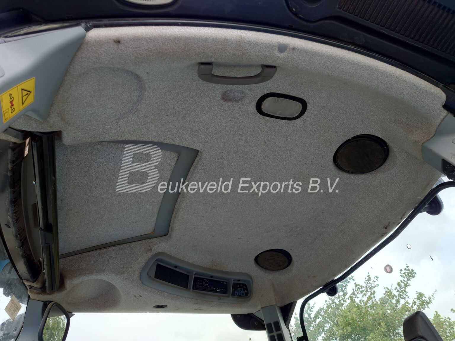New Holland T6080 PowerCommand Terraglide (11)