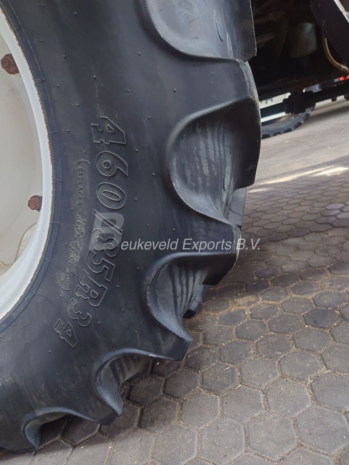 Fiat New Holland 110-90DT frontloader (3)
