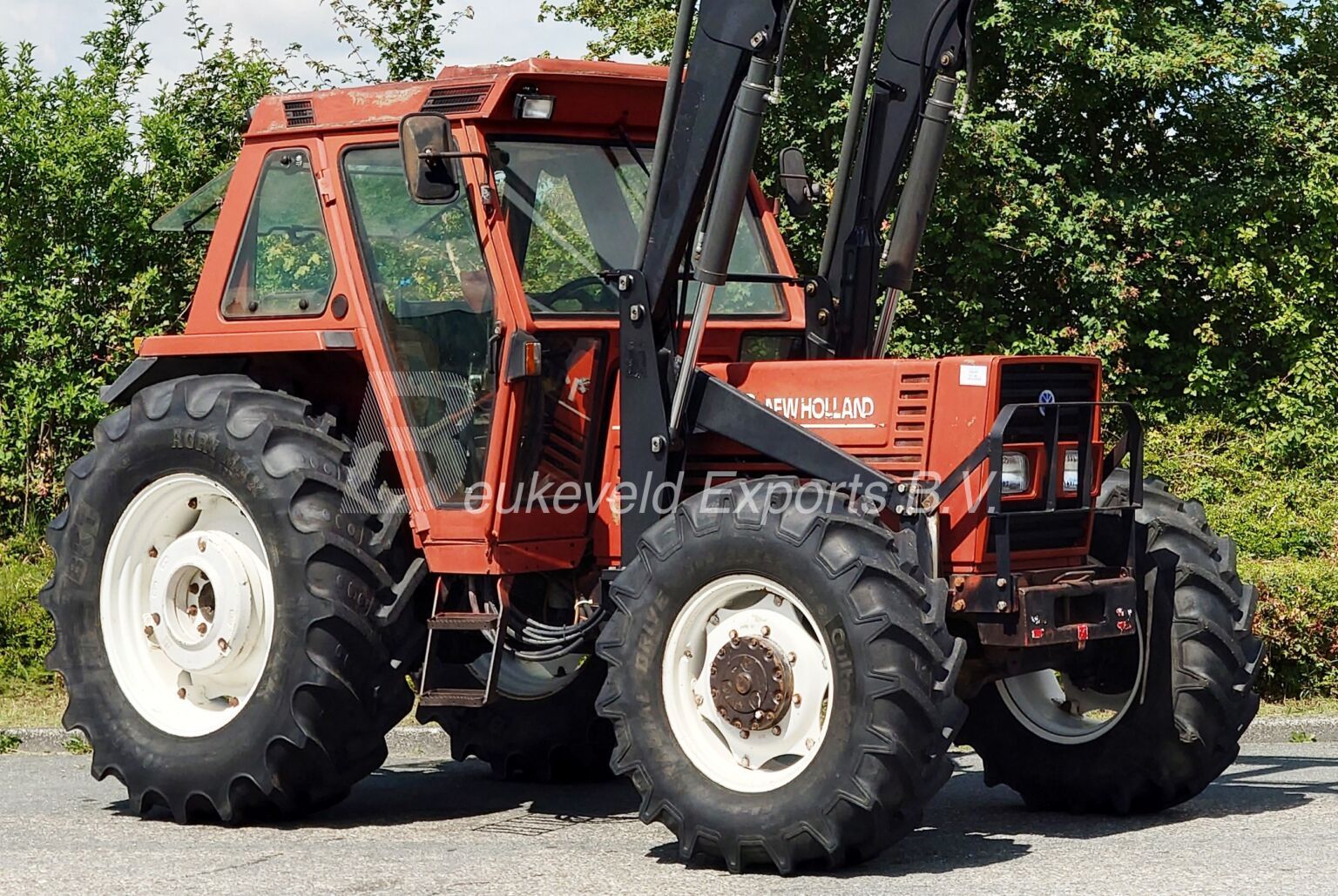 Fiat New Holland 11090DT frontloader