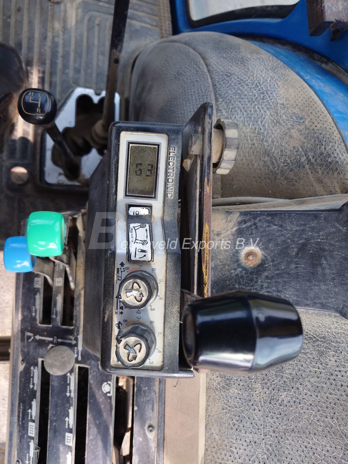Ford 8210 III carraro (5)